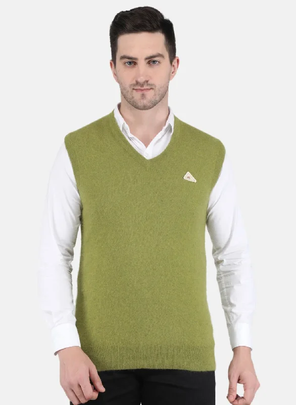 Men Olive Solid Sweater